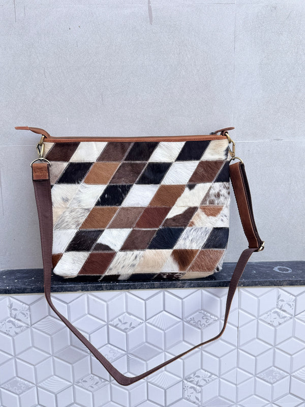 Cowhide Fur Leather Tote Bag Stylish Purse Hair on Hide Fur Beautiful Designer Bags for Women's