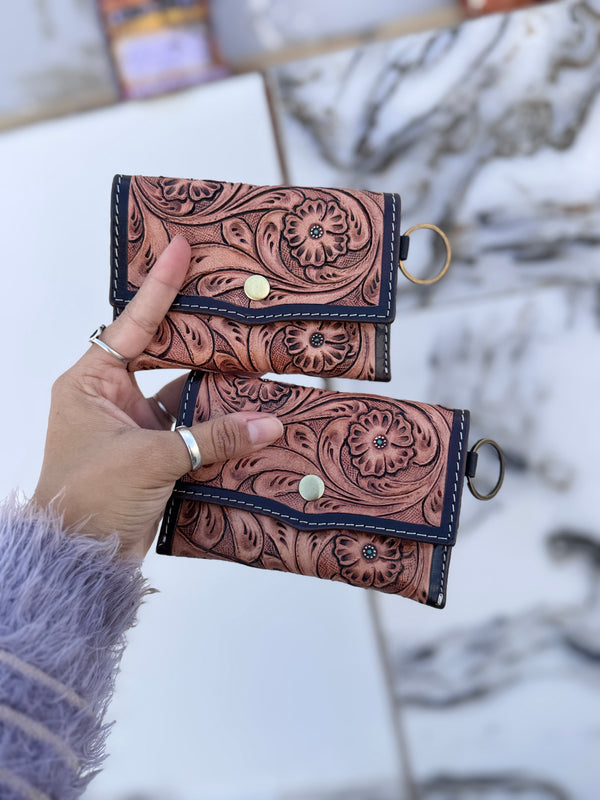 Hand Tooled Carving Coin Purse Western Leather Small Size Wallet for Unisex