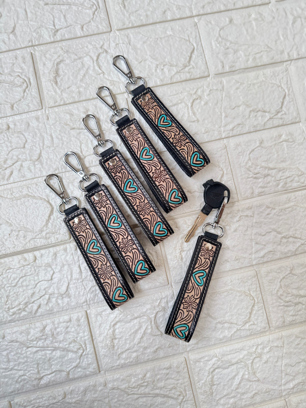 New High Quality Key Chain Hand Tooled Leather Car Keychain Real Genuine Leather Turquoise Color Keyrings Fashionable Keychains