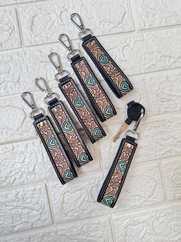 New High Quality Key Chain Hand Tooled Leather Car Keychain Real Genuine Leather Turquoise Color Keyrings Fashionable Keychains