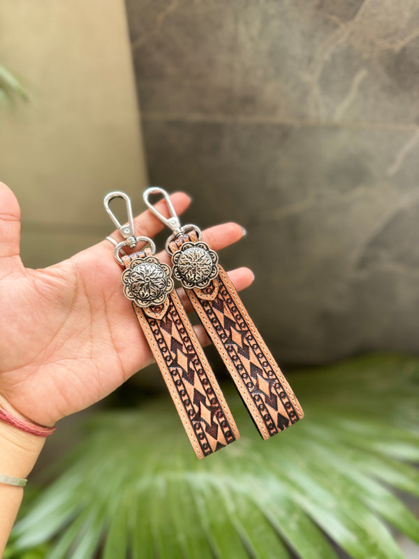 Hot Sale Design Key Chain Hand Tooled Leather Wrist Key Clip Durable Real Genuine Leather Keyrings Fashionable Key Fob