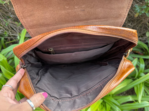 Genuine Leather Handmade Handbags Shopping Bag Casual Bags Stylish Looking Handbag for Women's Use