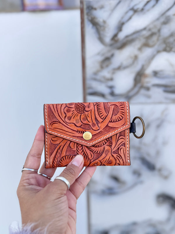 Genuine Leather Coin Purse Pouches Hand Tooled Carving Unisex Clutch Small Size Wallet